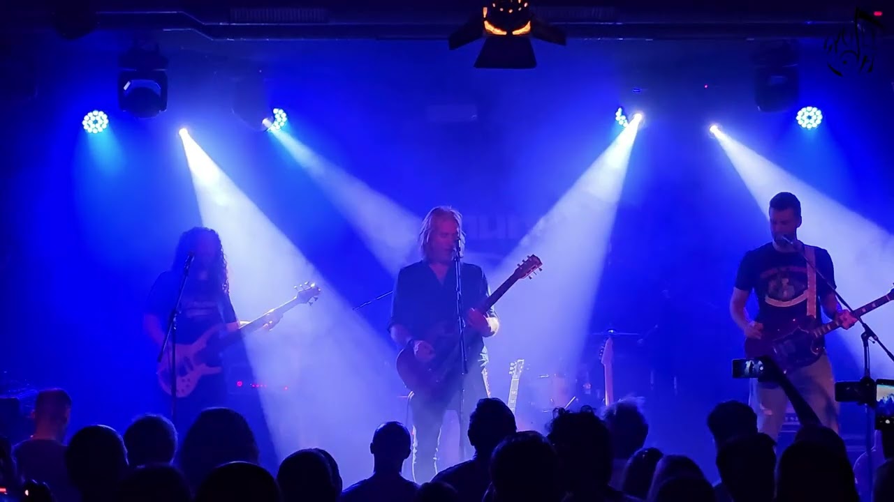 Der Hunds - Done Nothing ( live @ Mixtape 5 )