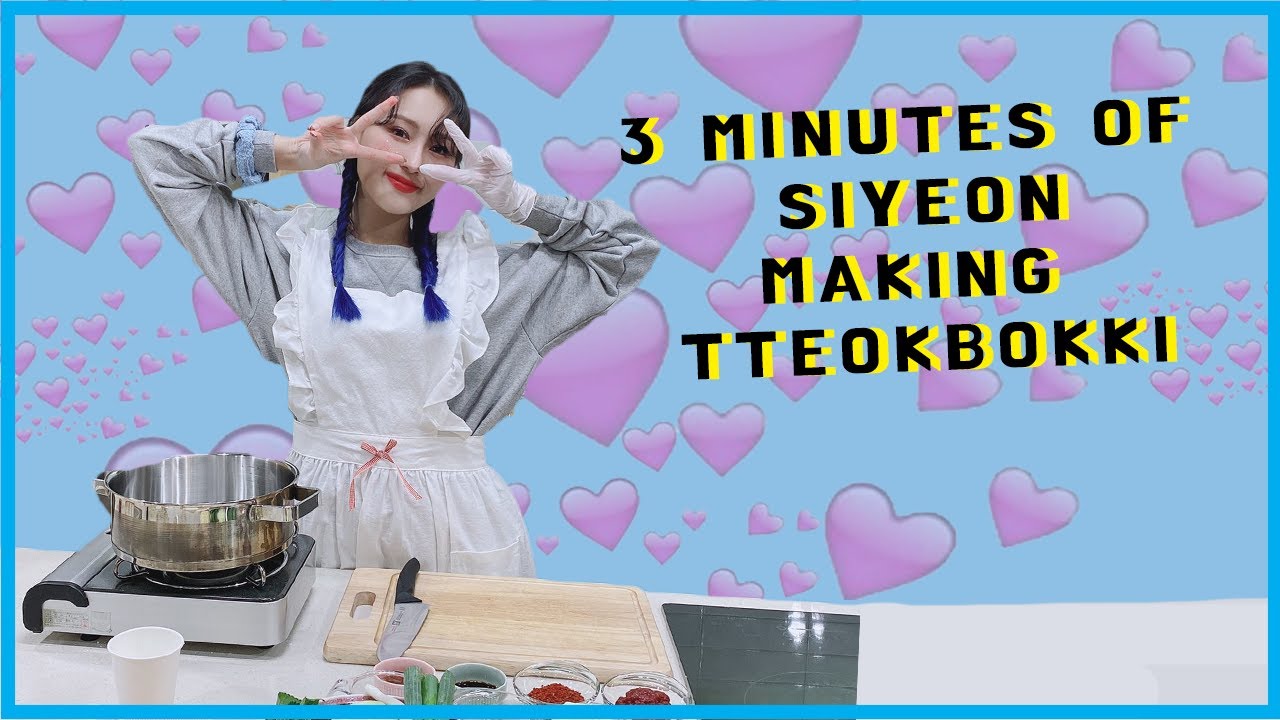 3 minutes of siyeon making tteokbokki 🐺👩‍🍳 시연의 떡볶이 만들기