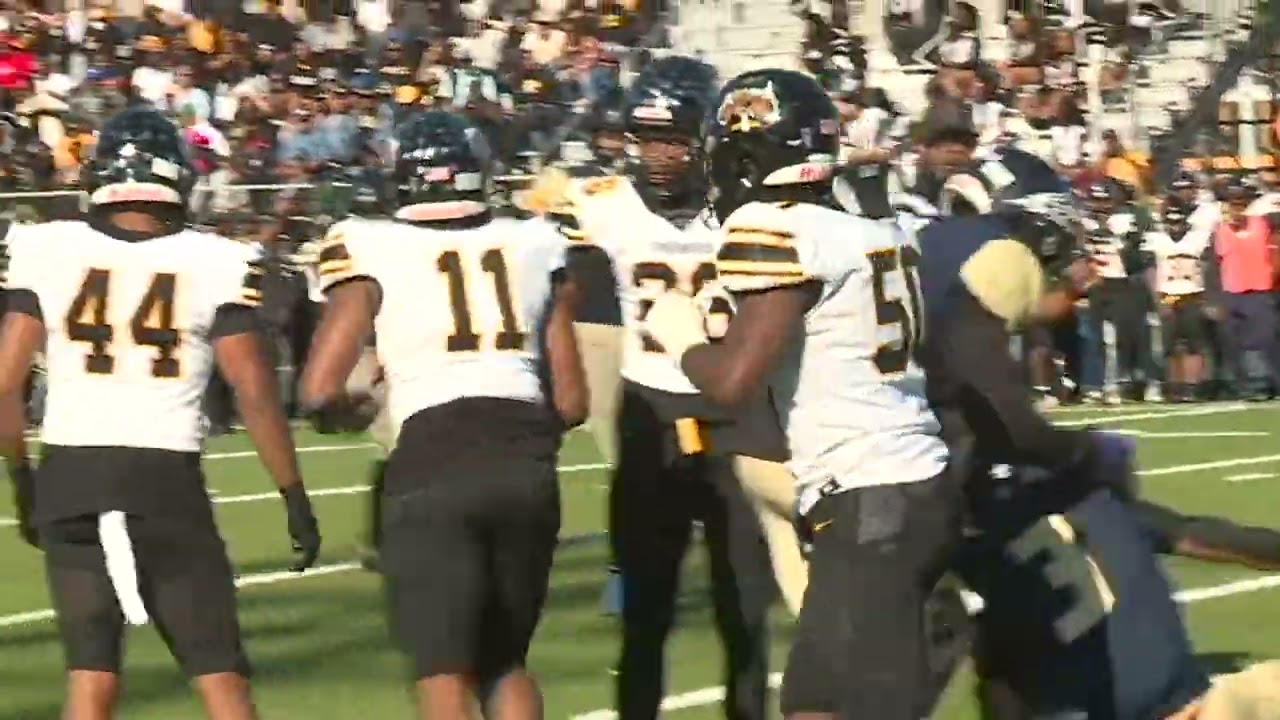 (2)Varina defeats (4)Highland Springs 28-19