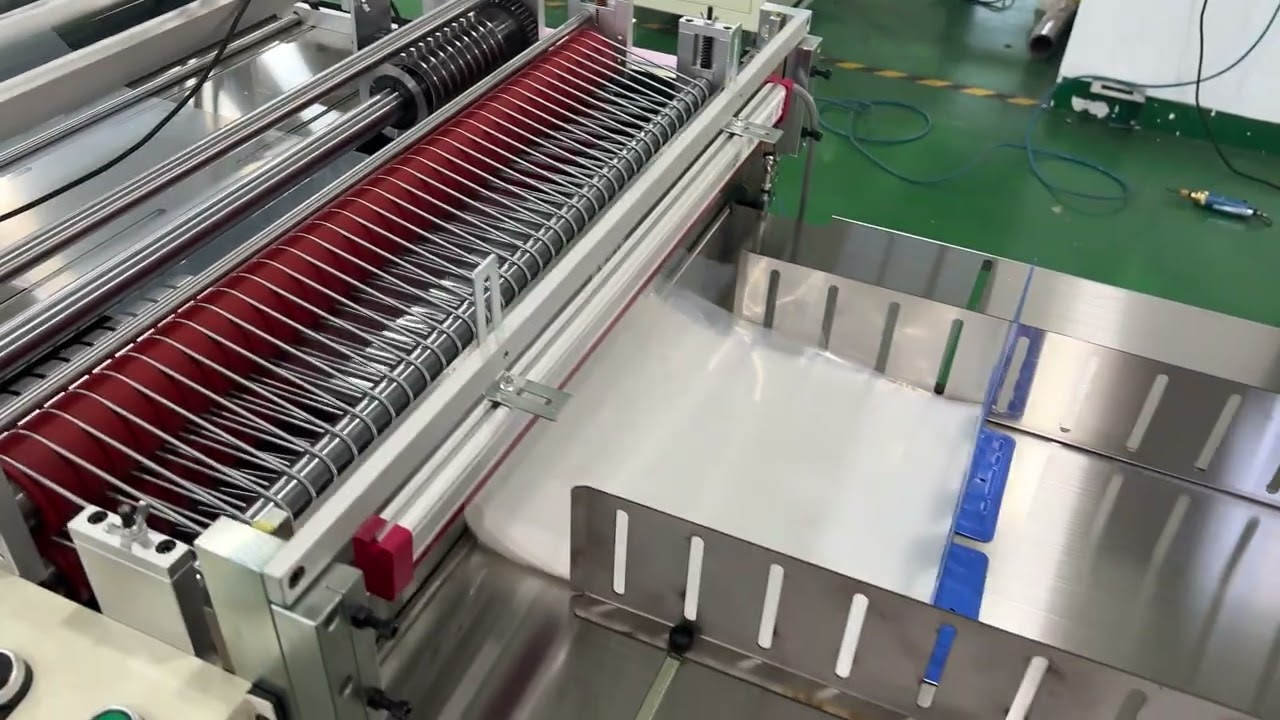 Side-Movable Hole Punching Roll to Sheet Cutter for Plastic Film