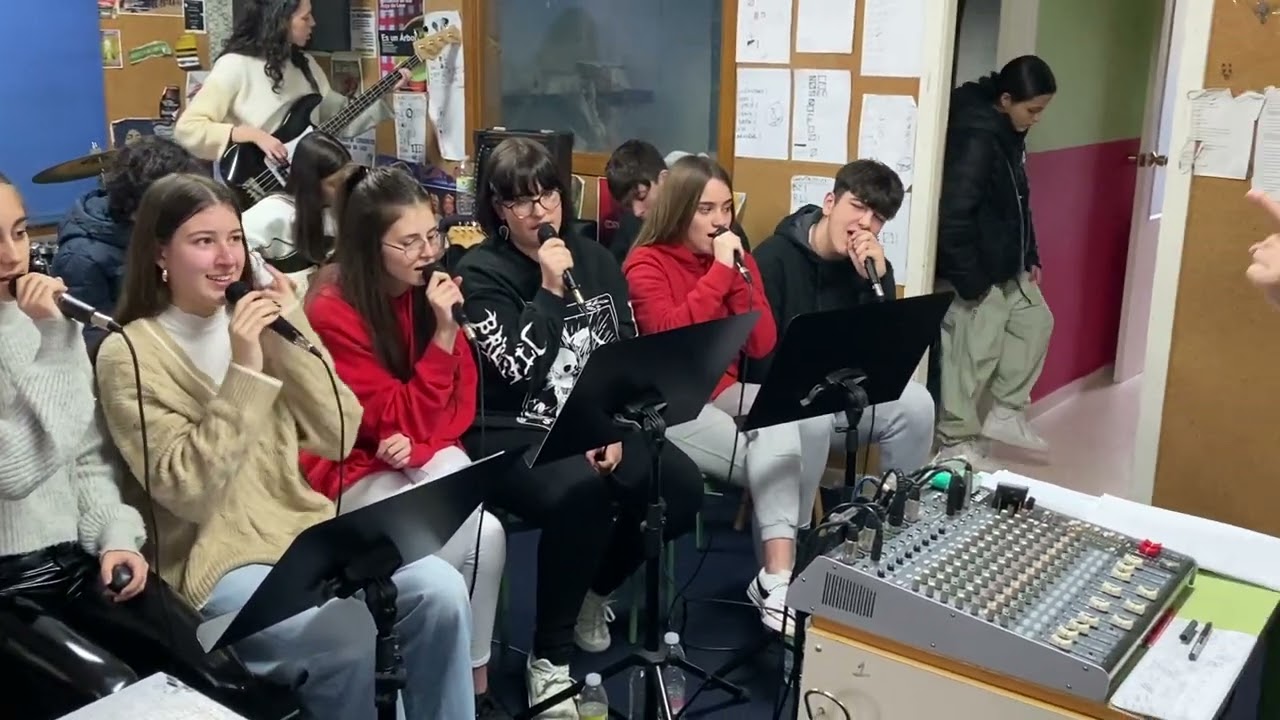 Time is Running out CNRecreo 4ºESO