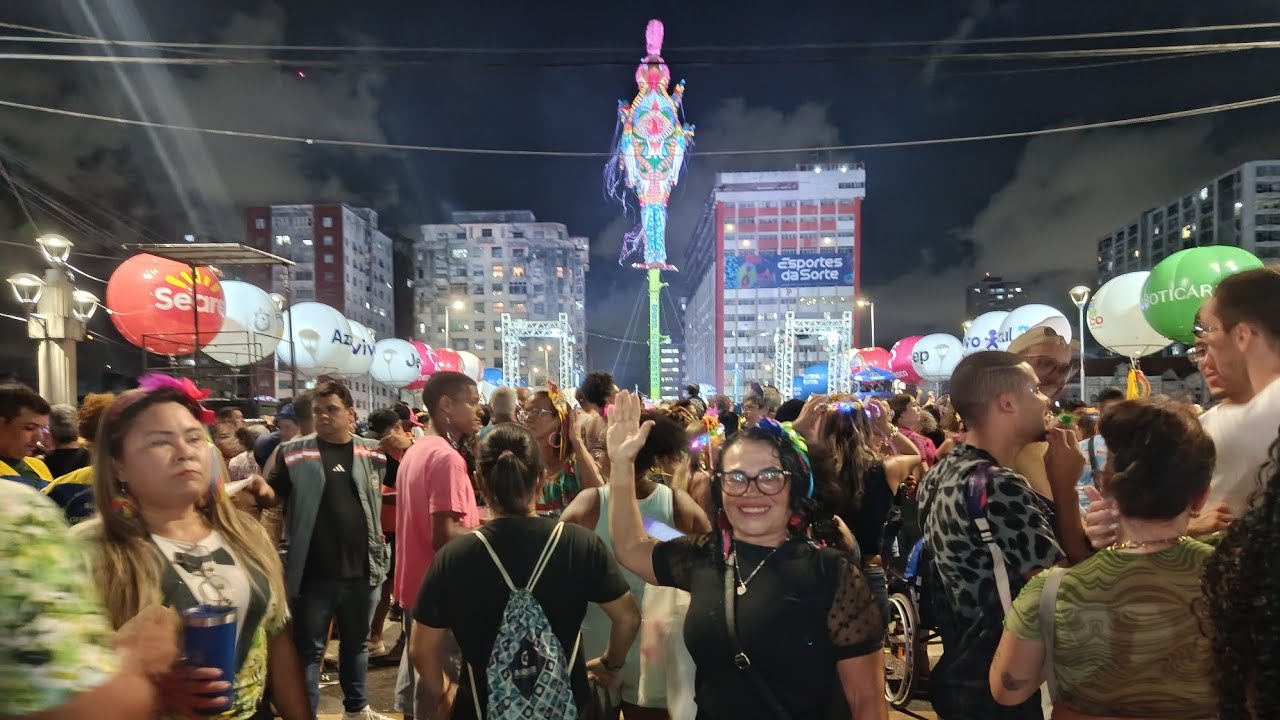 O GALO JÁ SUBIU NA PONTE DUARTE COELHO, CARNAVAL DO RECIFE 2026.