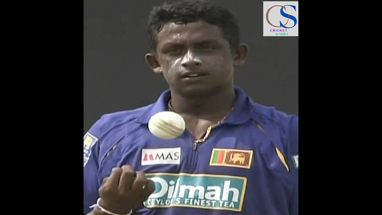 Mystery Spinner Ajantha Mendis Bamboozled Yuvraj Singh - Amazing Variation