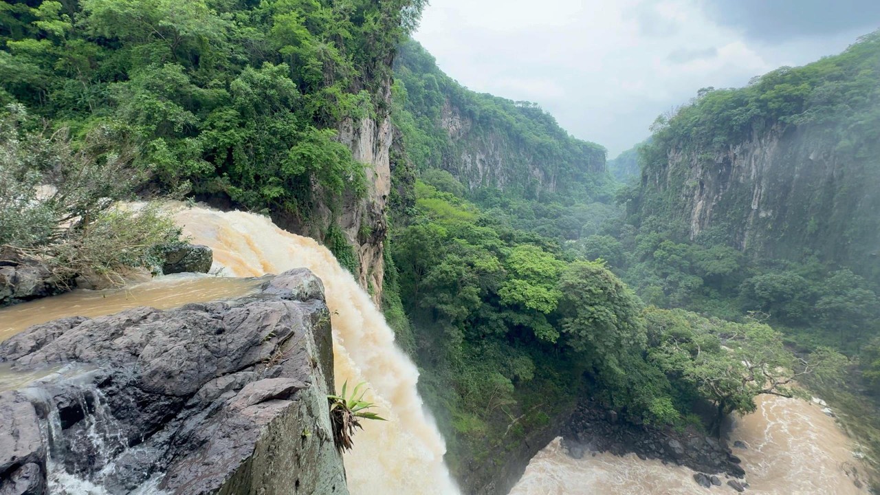 CASCADA DE XOLTEPEC Y RESTAURANTE 