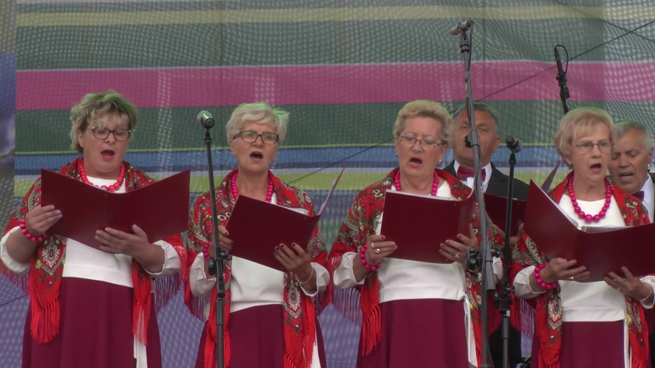 II Turniej Kół Gospodyń Wiejskich - Miętne 2019. Zespół Śpiewaczy 