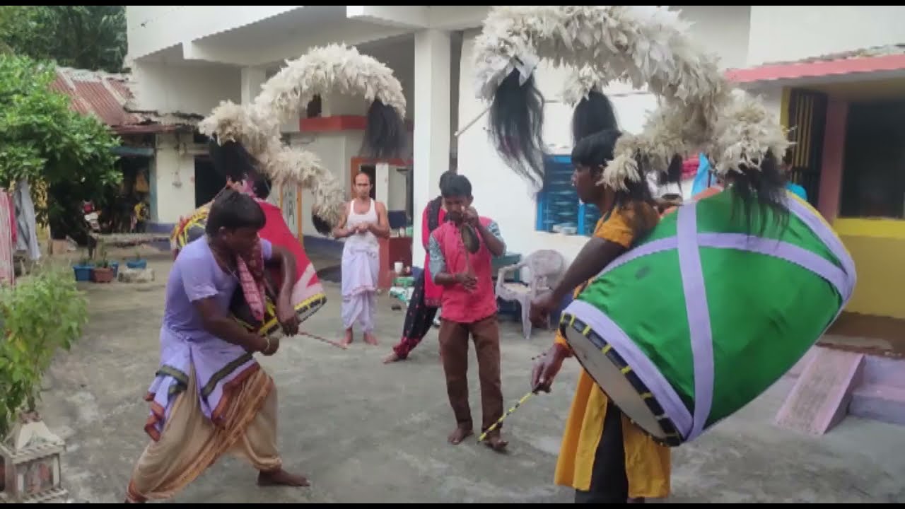 মা সেজেছে রে সেজেছে ভালো নাগ আভরণে মাকে করেছে আলো l বগাপঞ্চমী