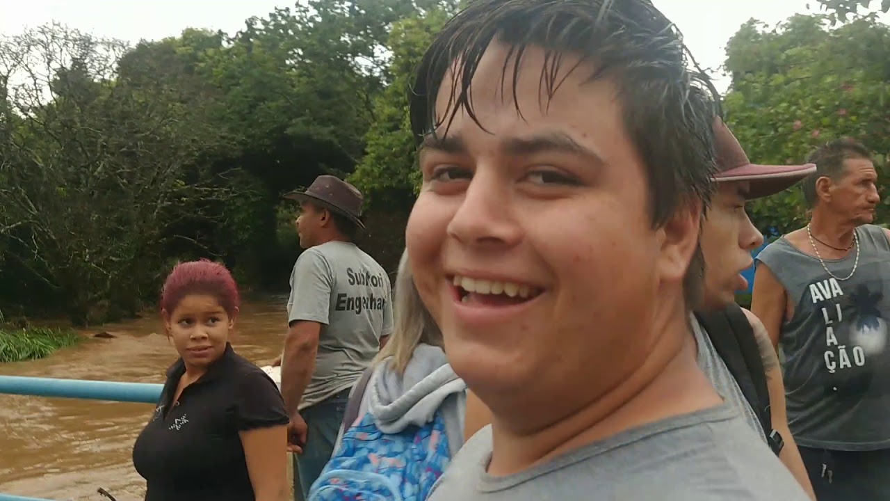 (enchente em Arceburgo ) aproveitamos esse dia para fazer uma entrevista # reporter ninho