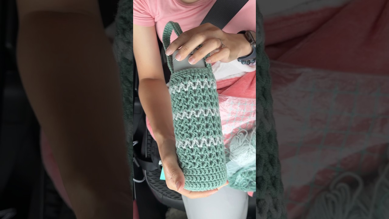 Crochet Water Bottle Holder 💦 #crochetcover #cover #crochetwaterbottleholder #crochettutorial