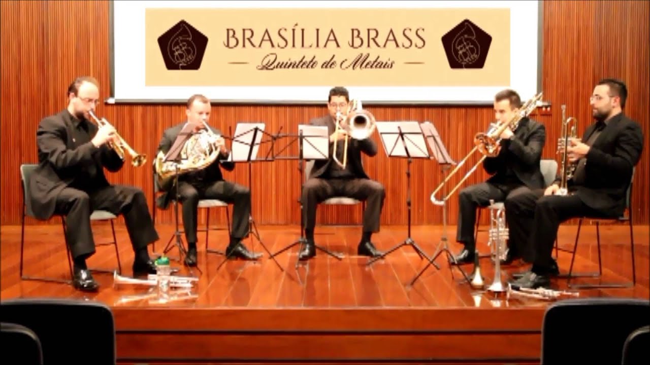 We Wish You a Merry Christmas - Brasilia Brass