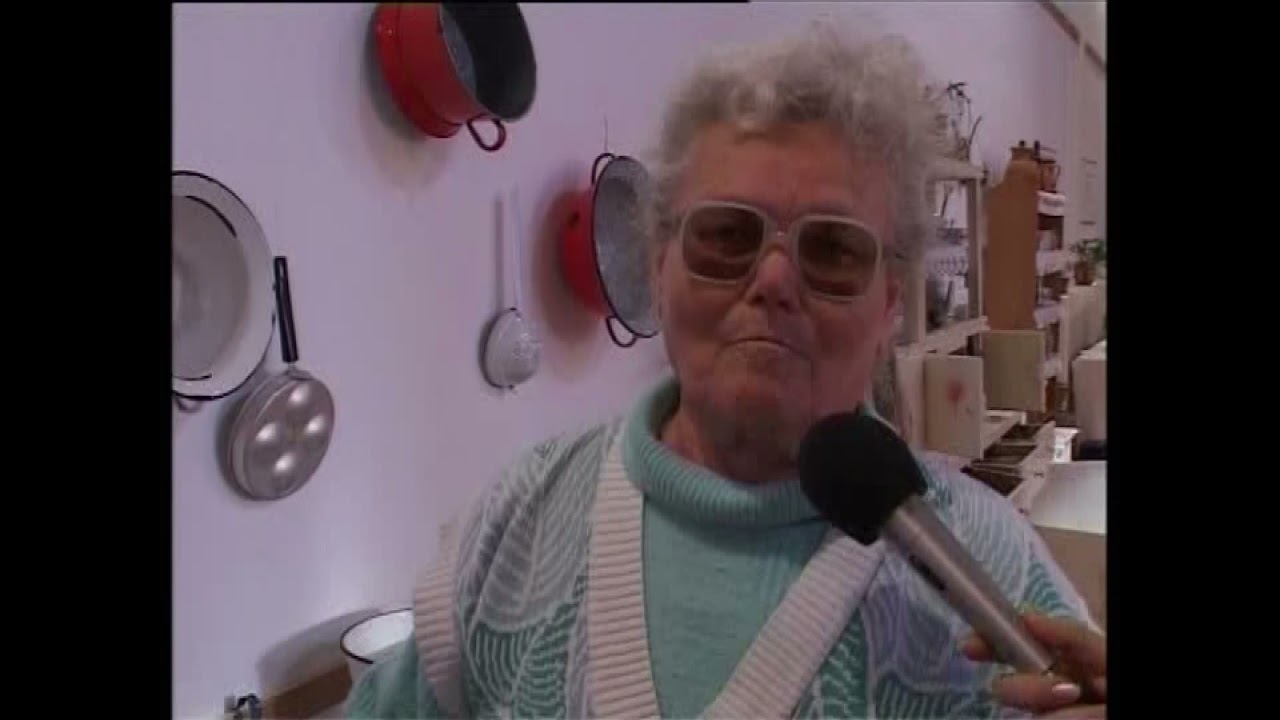 Régi konyhai eszközök – kiállítás, Dunakömlőd 2005.