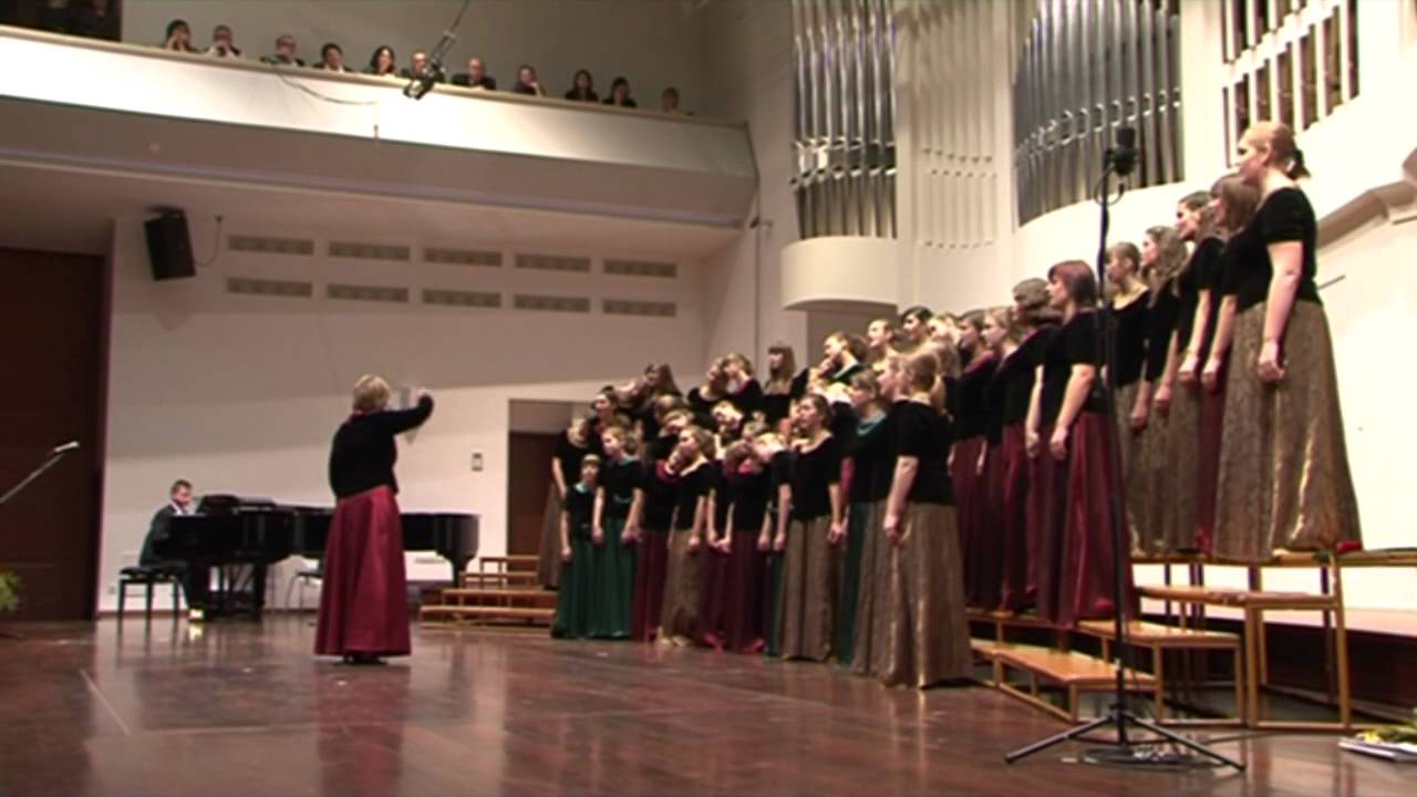 SKOWRONKI Girls' Choir / Mr Sandman by Pat Ballard
