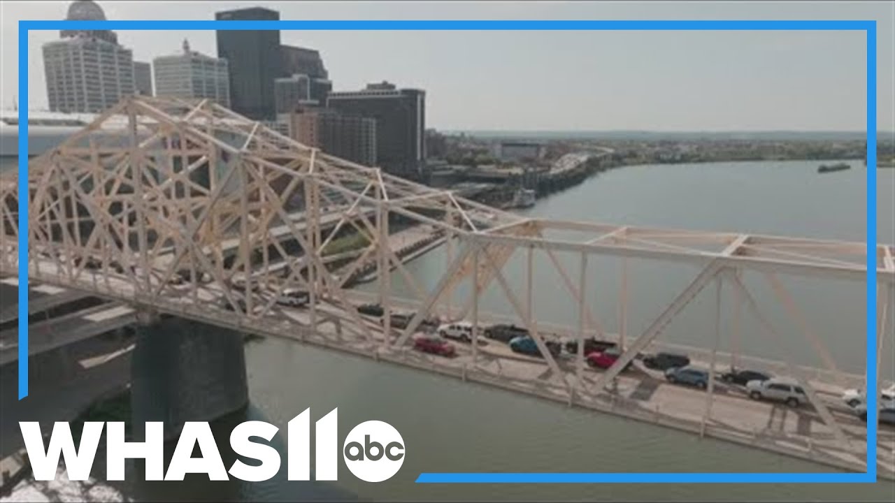Traffic slows on Clark Memorial Bridge due to downtown Louisville construction
