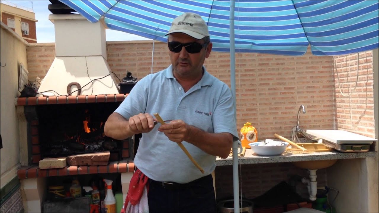 Espetos de sardinas de la bahía de Málaga