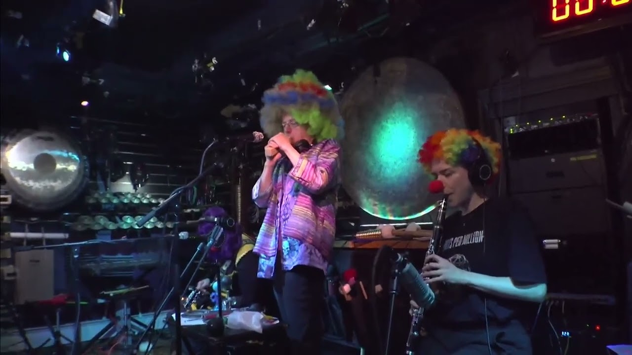 Neurodivergent Orchestra – On the Evilness of Clowns Shorty 02