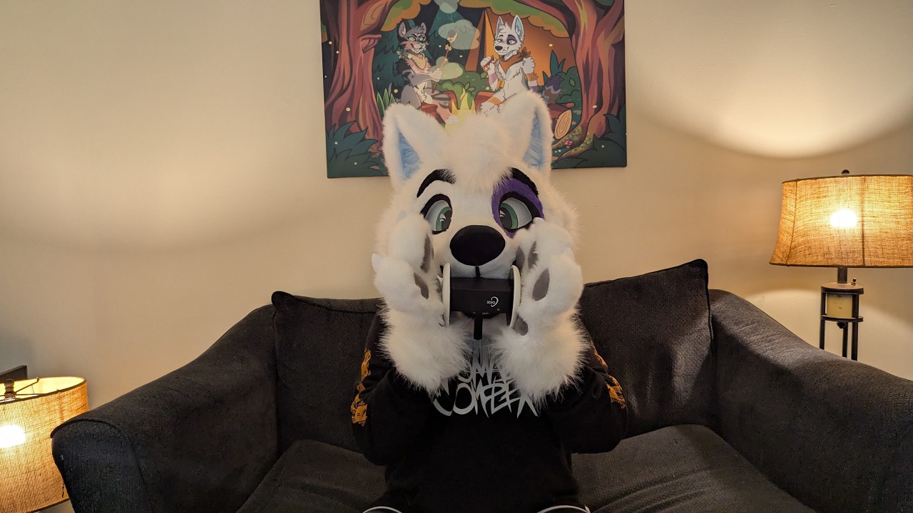 [Furry ASMR] Wolf Messes With Your Ears :3