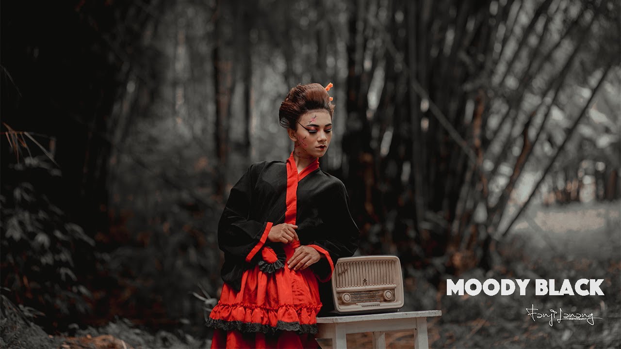 MOODY BLACK Photoshop Tutorial Cinematic