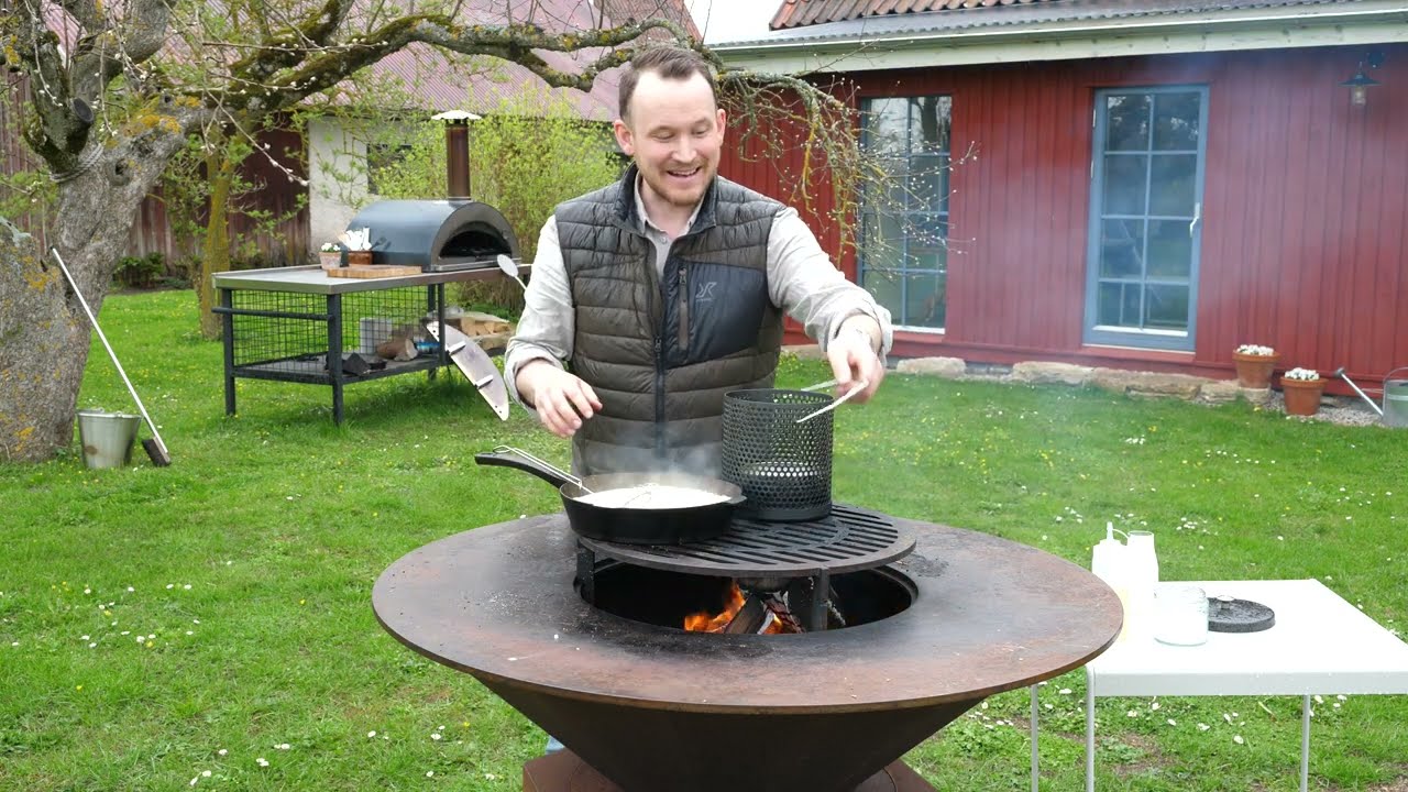 MANDELKAKA MED SALT KOLASÅS OCH POPCORN | RECEPT