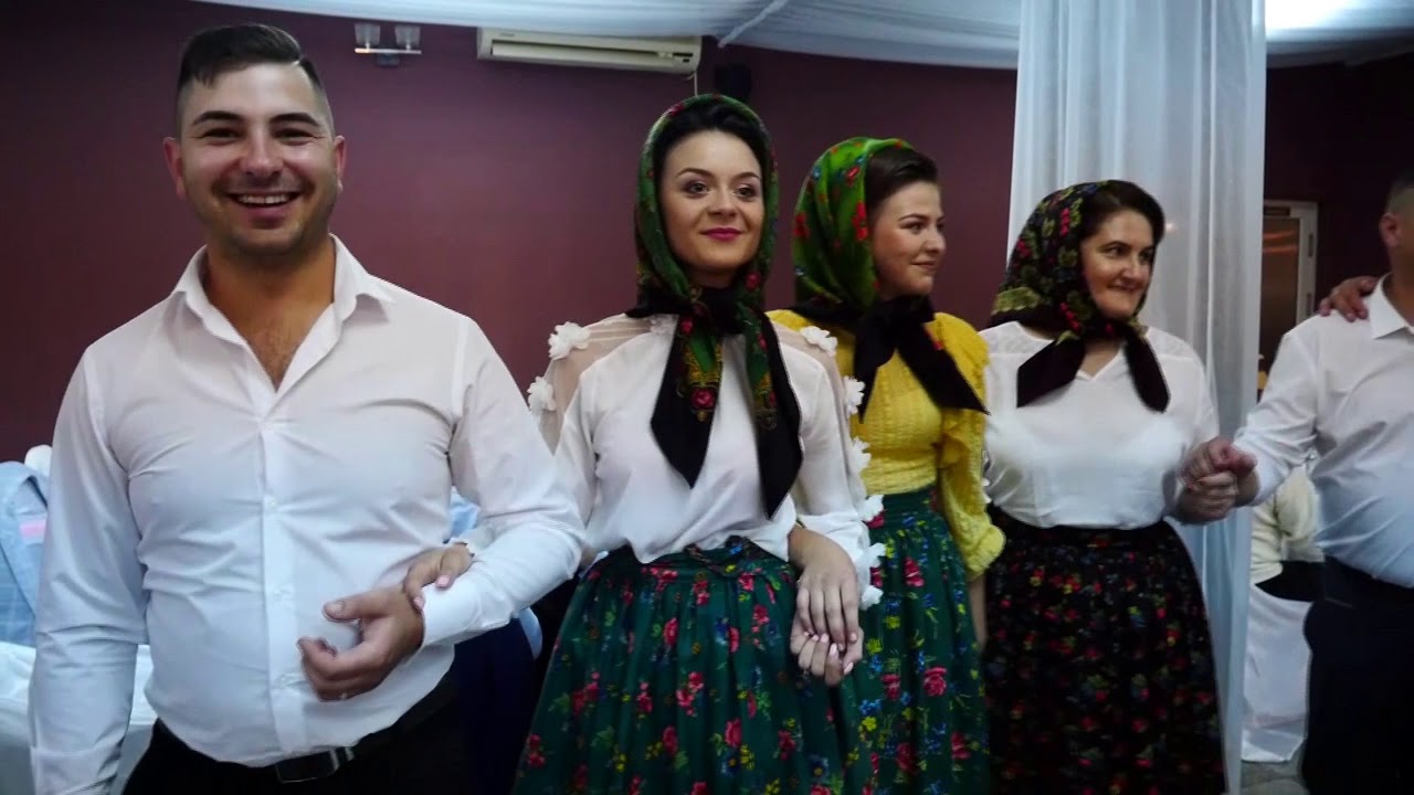 Botez Georgiana Ioana Grupul Iza si Maria Mihali partea2 (banat)