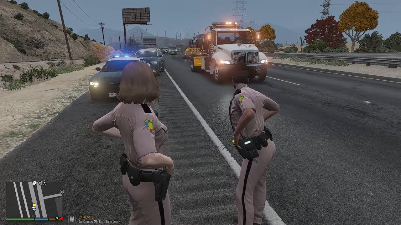 Gta 5 Lspdfr Playing As A FHP Female Officer - Highway Spike Strip Support! #gta #gta5 #lspdfr