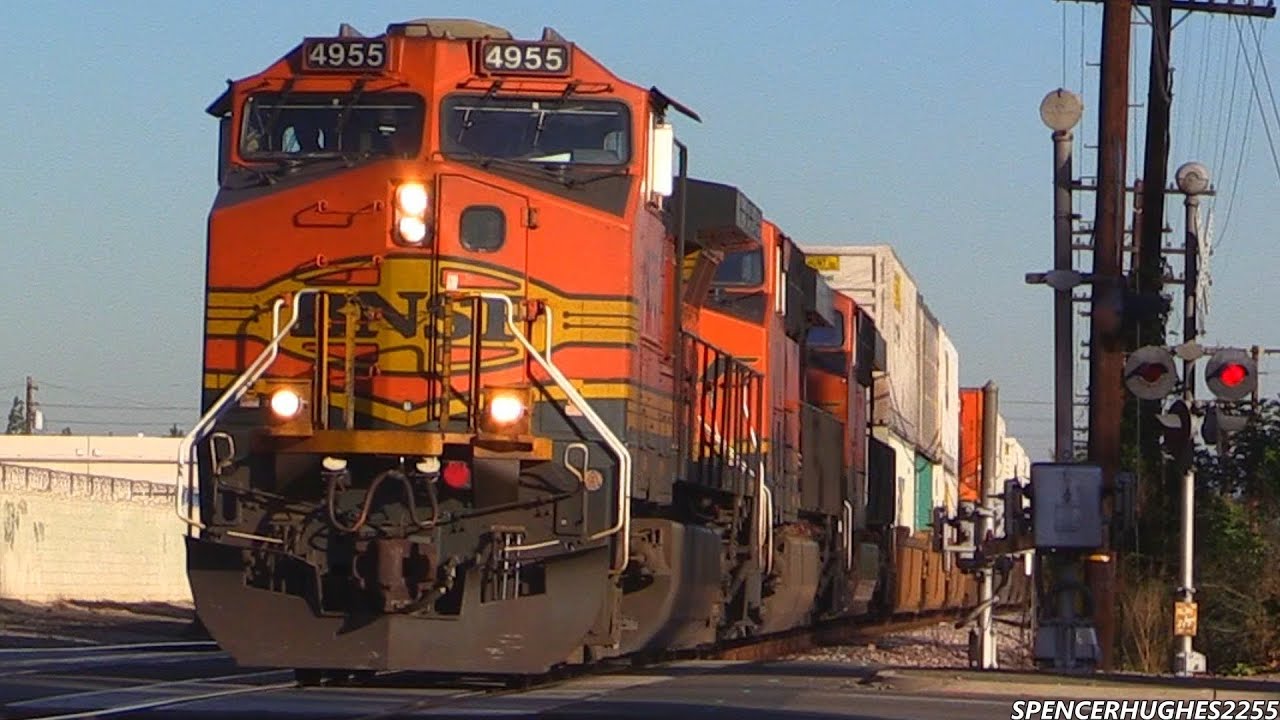 Amtrak & BNSF Action in Southern California (December 28th, 2013)