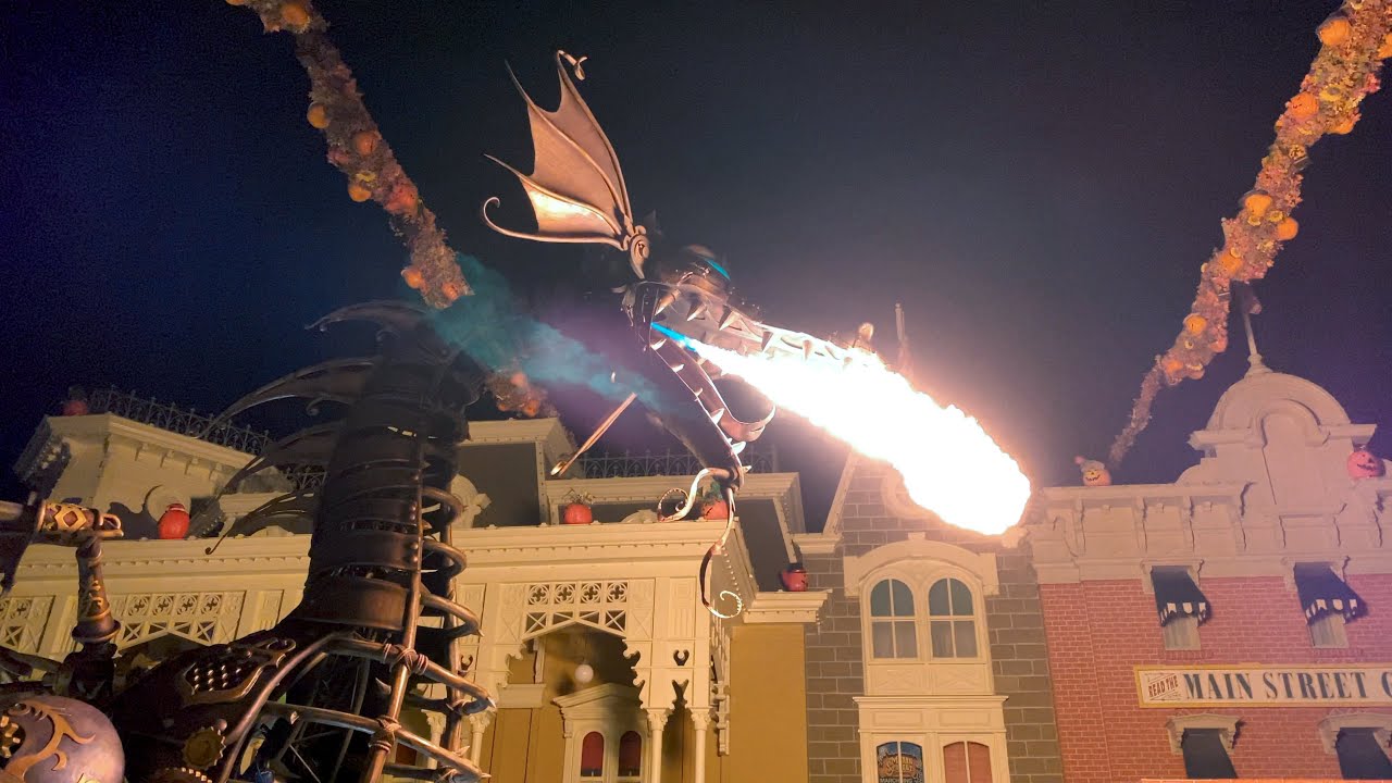 Maleficent Dragon routine testing at Main Street in the middle of the night at Disneyland Paris