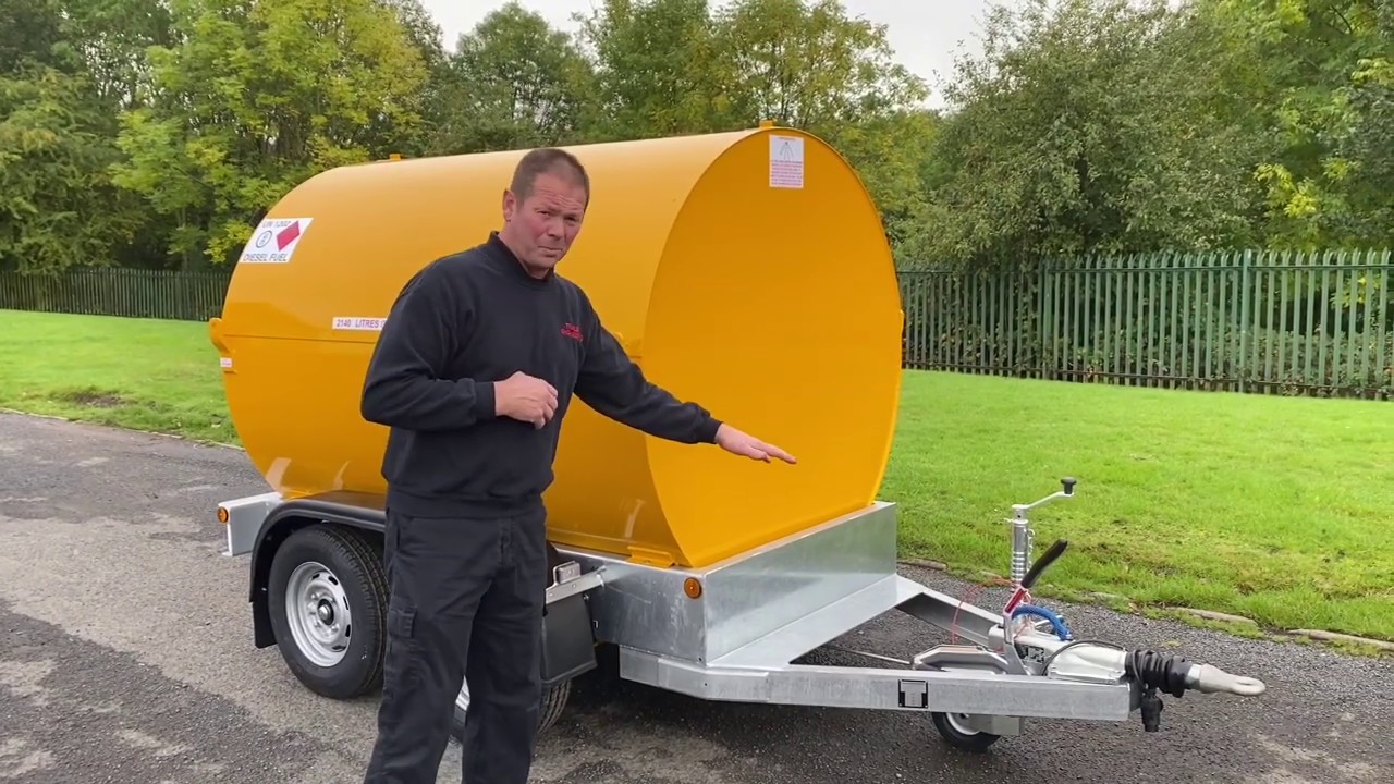 2140 litre twin axle highway fuel bowser
