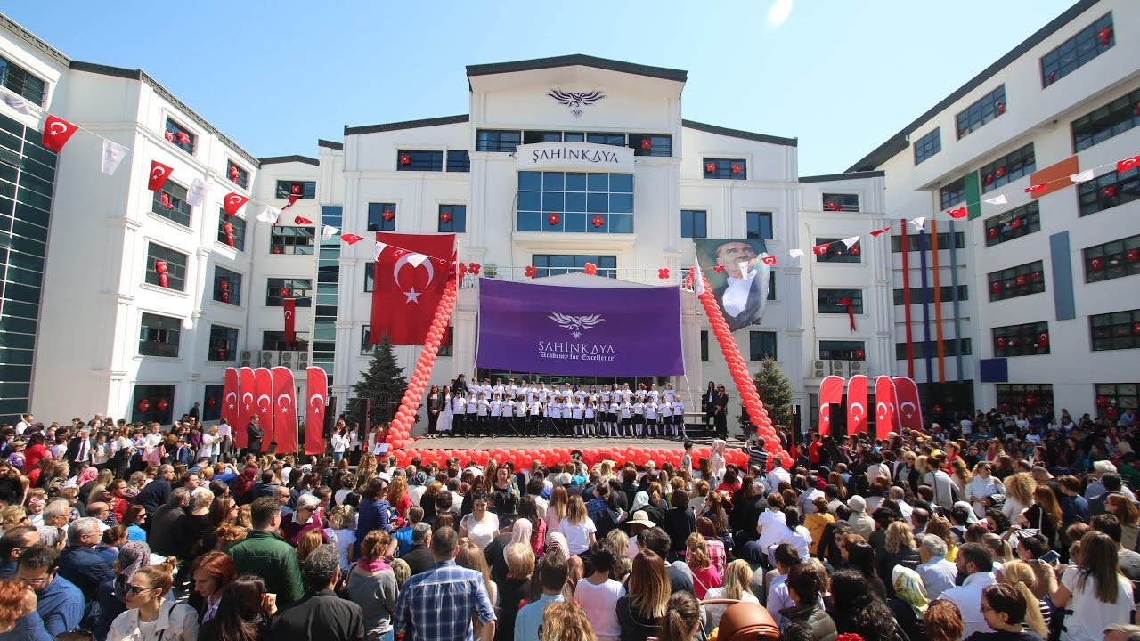 ŞAHİNKAYA KOLEJİ 23 NİSAN COŞKUSU