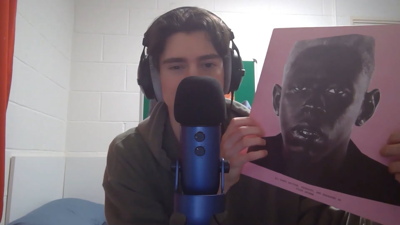 [ASMR] Vinyl record collection 1 (whispering / tapping)