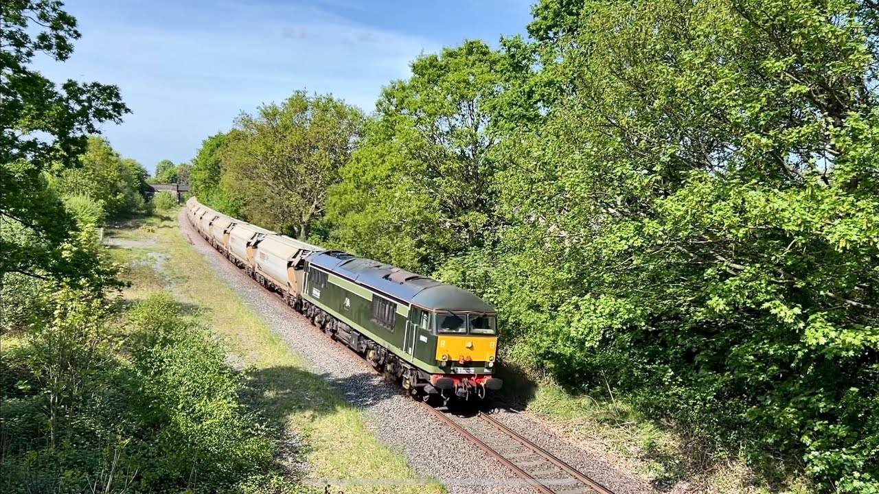 Trains at Walton, Crofton and Wakefield. 69012, West Coast Unit Move, test train and more!