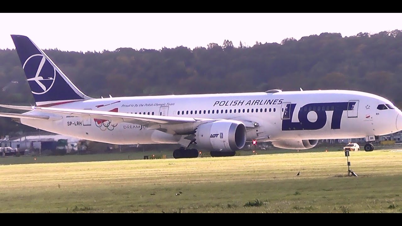 PLL LOT Boeing 787-8 Dreamliner take off from Krakow Balice to Chicago O'Hare (KRK-ORD)