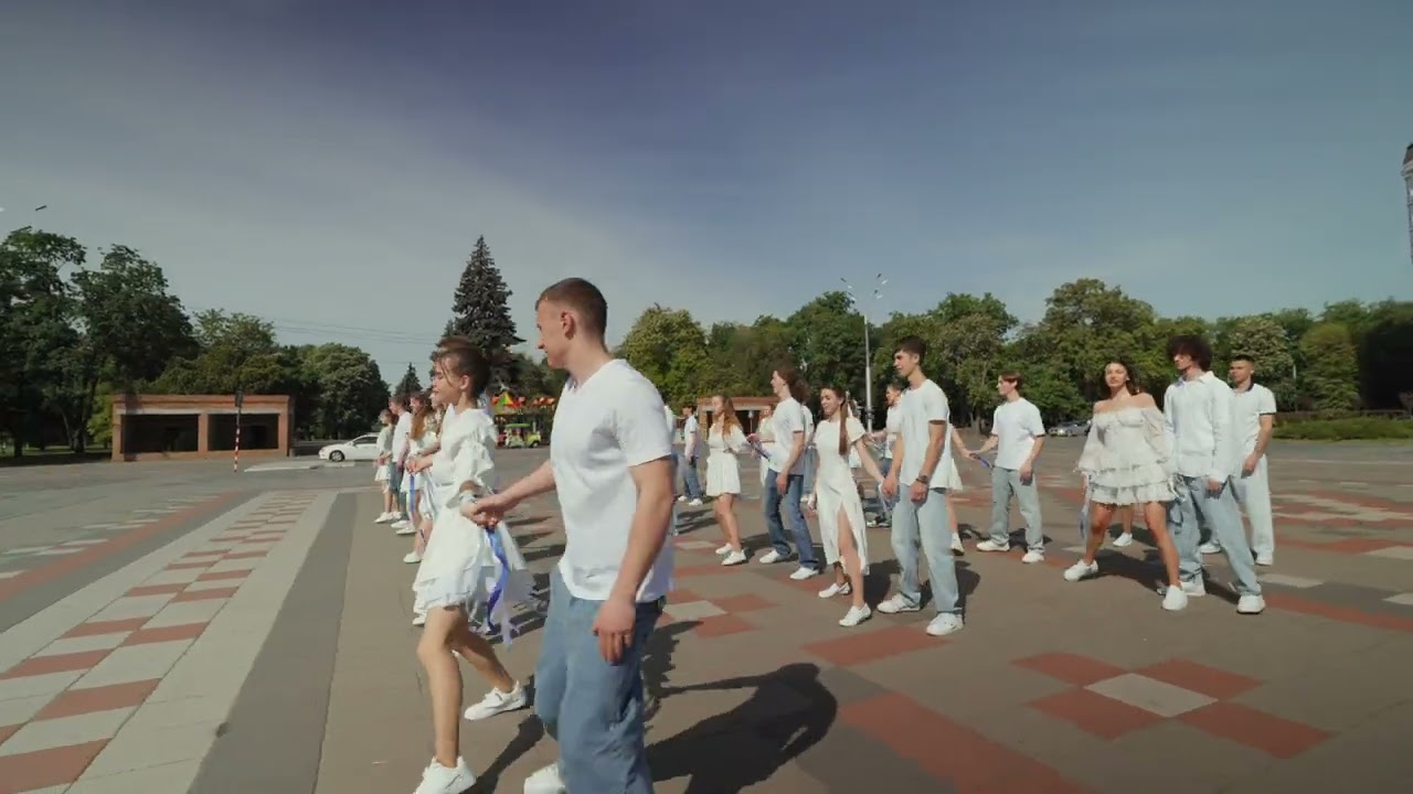 Випускний вальс-2025.Lady Gaga,Bruno Mars-Die With A Smile Кременчуцькій ліцей №5 імені Т.Г.Шевченка