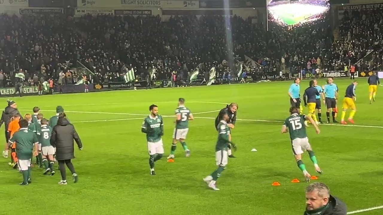 Janners + Mascots Plymouth argyle v Wycombe league 1 29/12/25