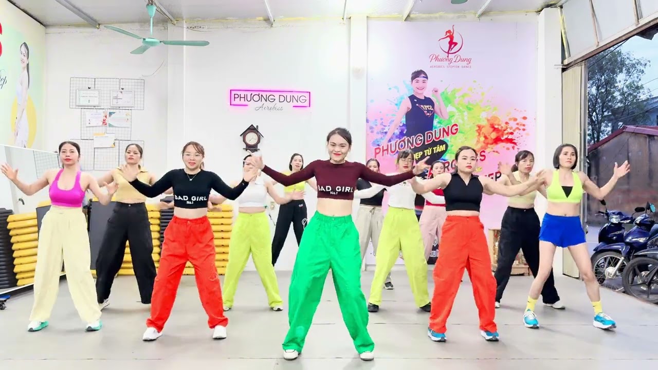 Bài Eo sau Aerobic Thon gọn bờ vai | 80 năm hay 100 năm - Em là đôn chề | 194 | Phương Dung Aerobics