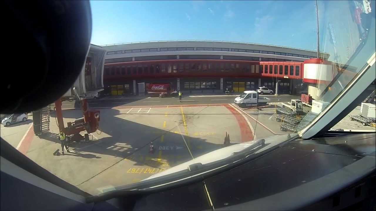 YoungPilots View Landing at Berlin Tegel