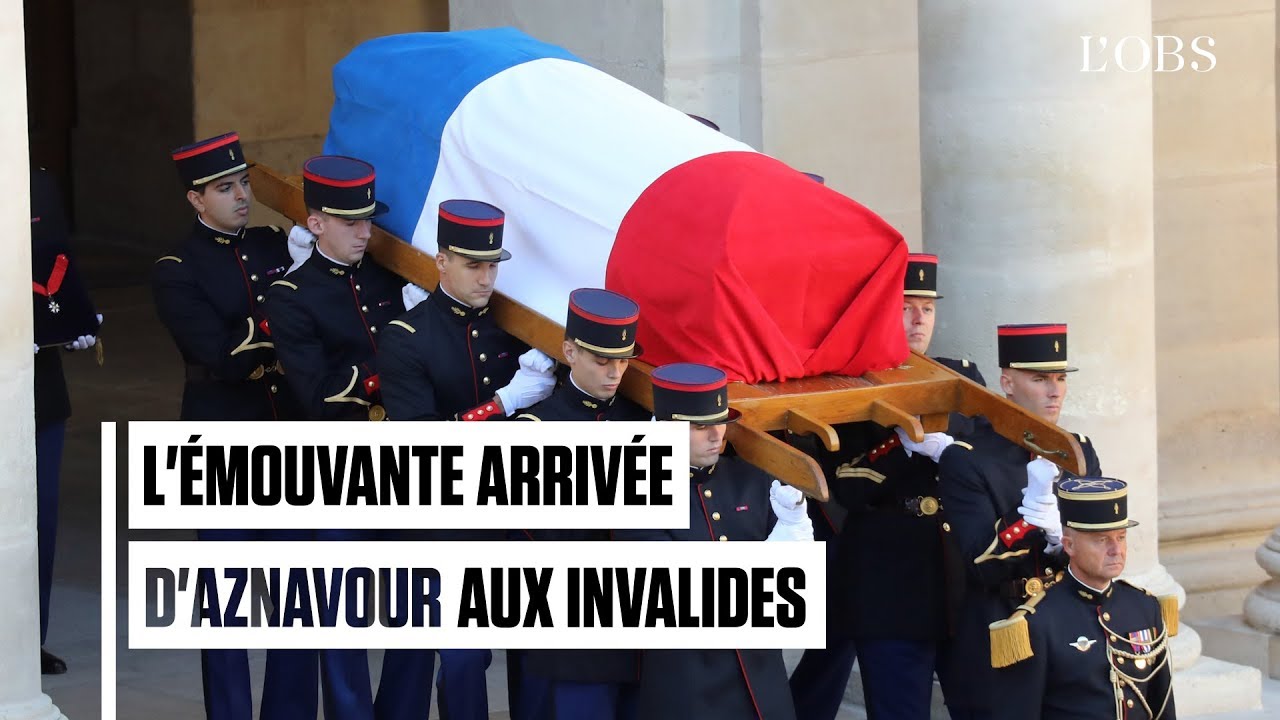 L'émouvante arrivée d'Aznavour aux Invalides, sur le son d'un duduk