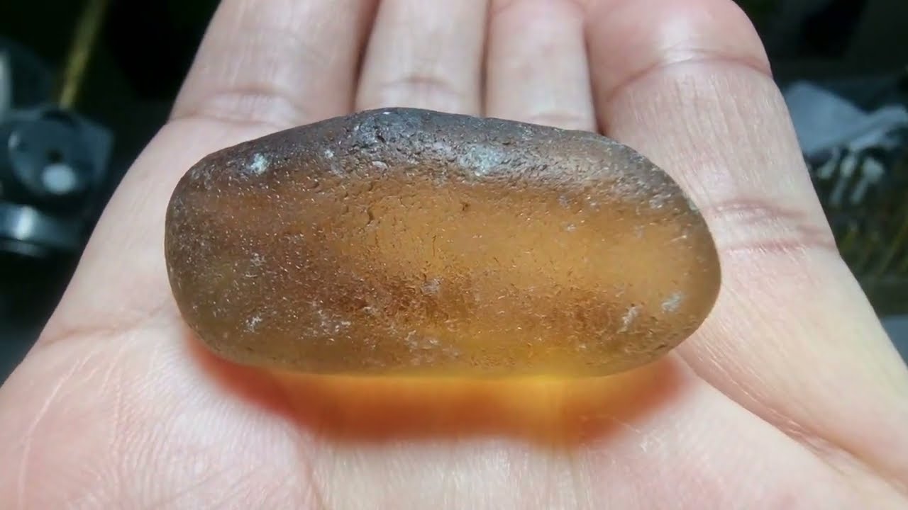 LAPIDEI ESSA PEDRA QUE ACHEI
