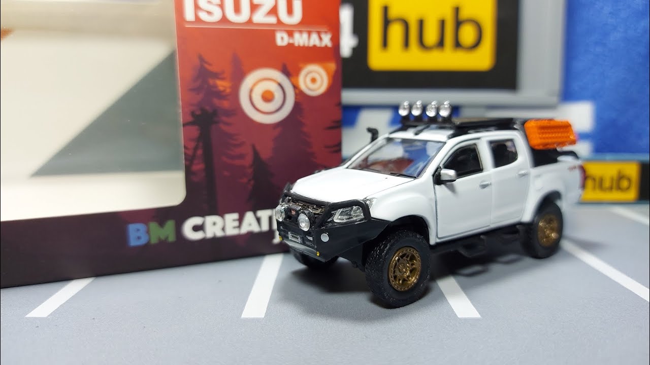 BM Creations 1/64 Isuzu 2016 D-max with accessory pack