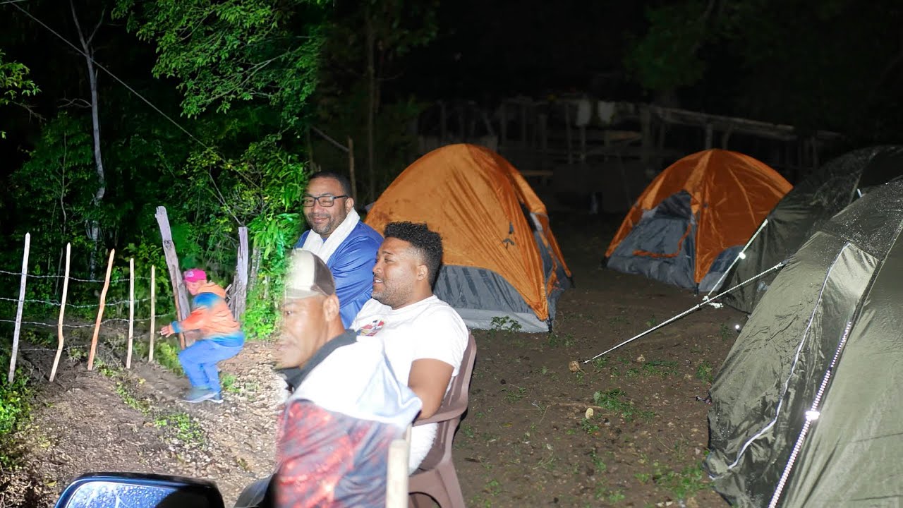 Lo que pasó en nuestra noche de camping en el campo | Primera parte