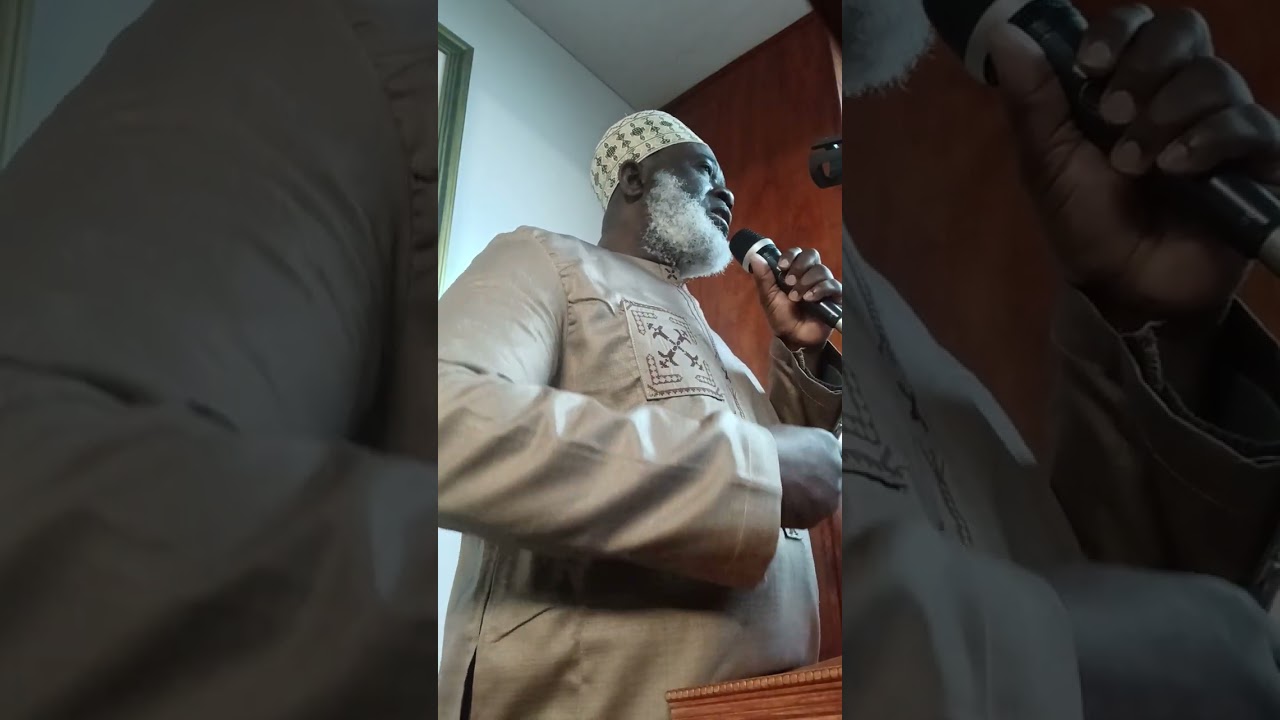 خطبة الجمعة بعنوان: افتخر فأنت مسلم في مسجد أهل السنة والجماعة بمدينة فيلادلفيا بولاية بنسليفانيا 