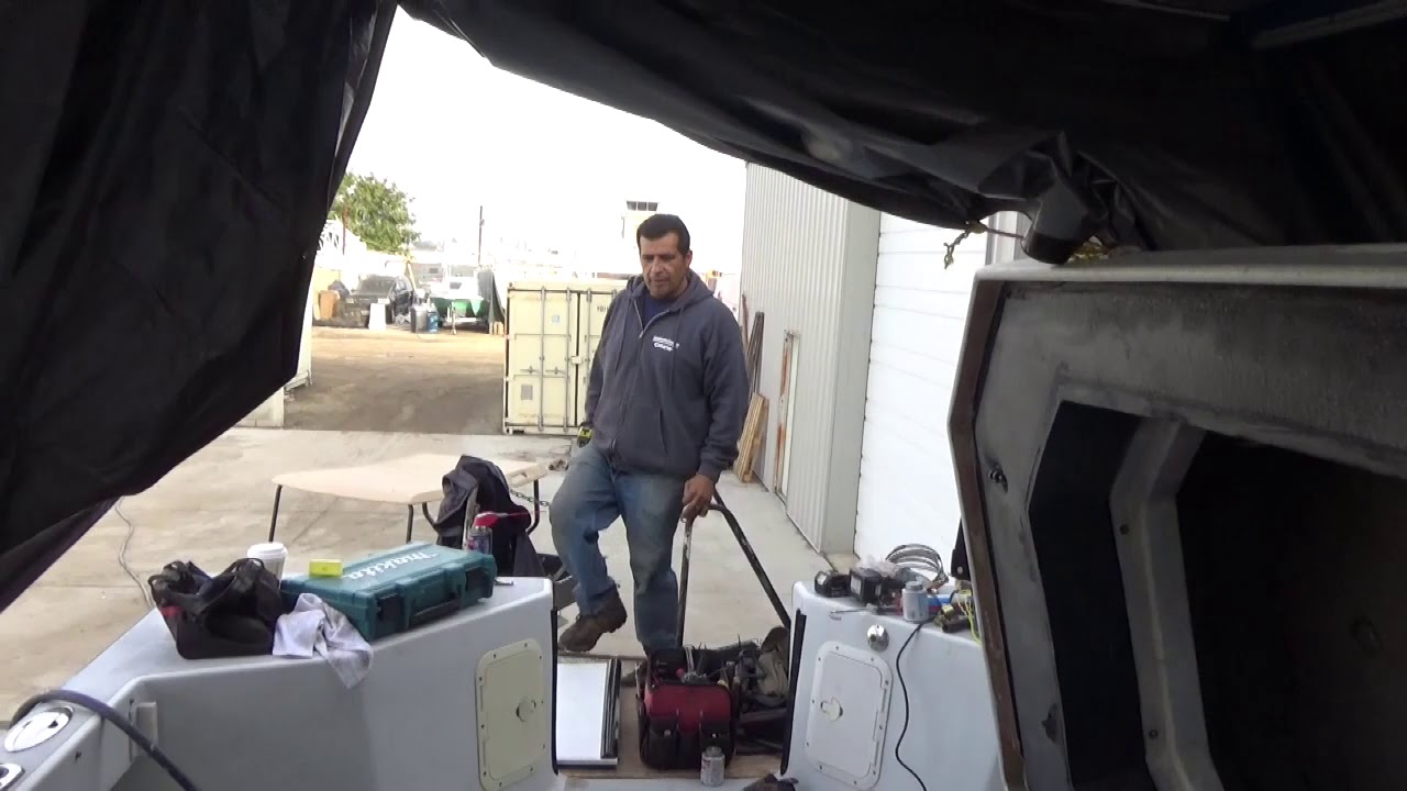 Radon 29 QSB 6.7 542 HP Cummins Marine