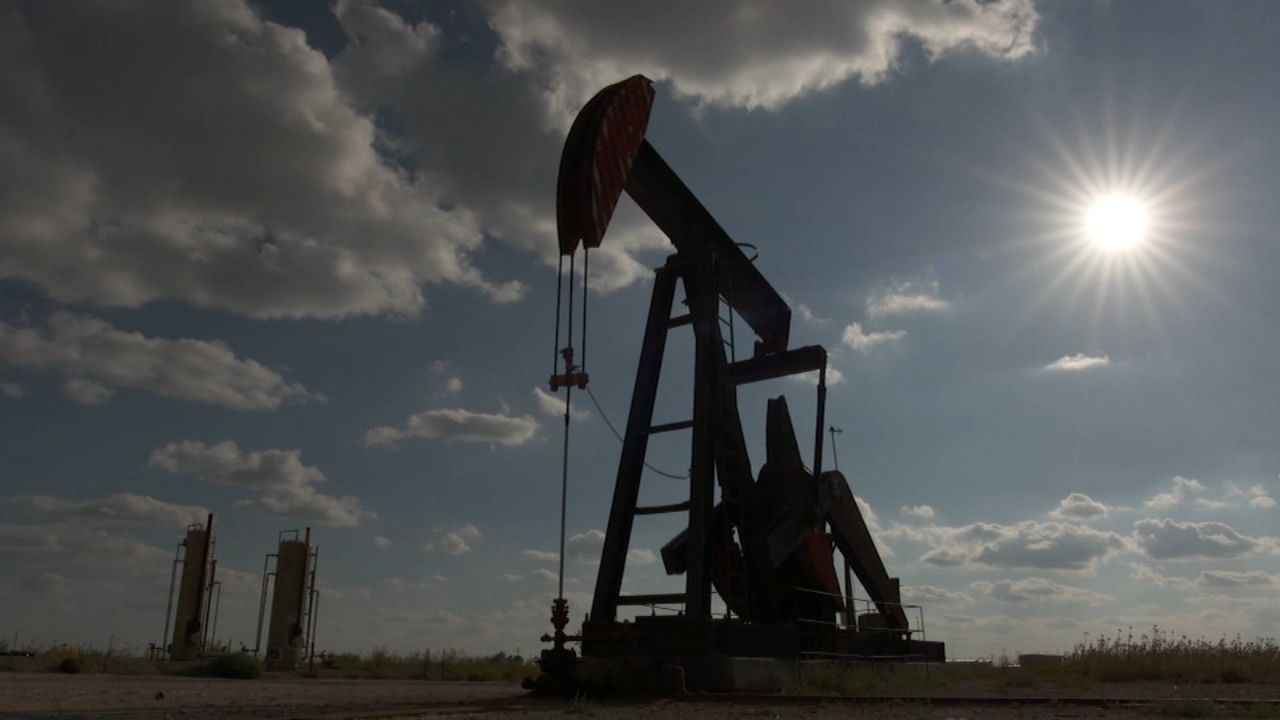 Trump's deal giving US access to vast oil reserves in Venezuela