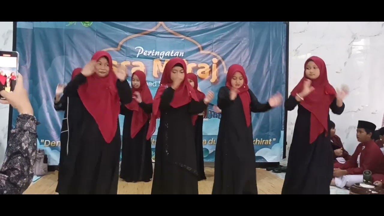 Penampilan kelas 3 di acara Isra Mi'raj, 28 Janurai 2026