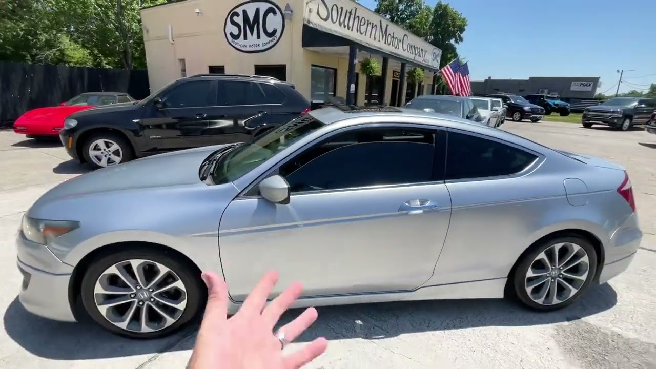 Here's a 2008 Honda Accord Coupe V6 VTEC Manual | For Sale Tour at Southern Motor Company