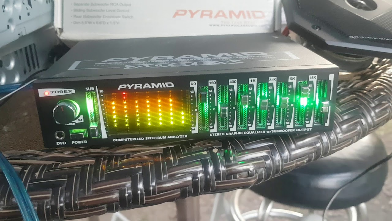 PYRAMID GRAPHIC EQ 709 EX