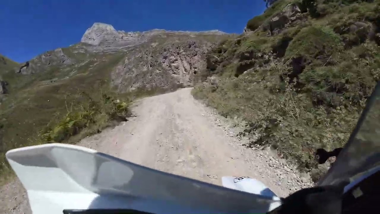 Potes 5th video, trail from Espinama to Sotres