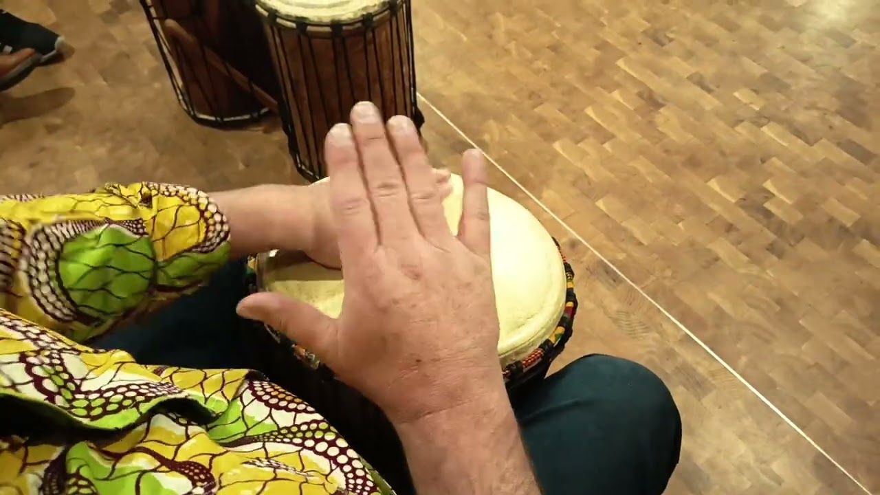 Djaa - erster kleines Djembe Übungssolo / first small solo exercise