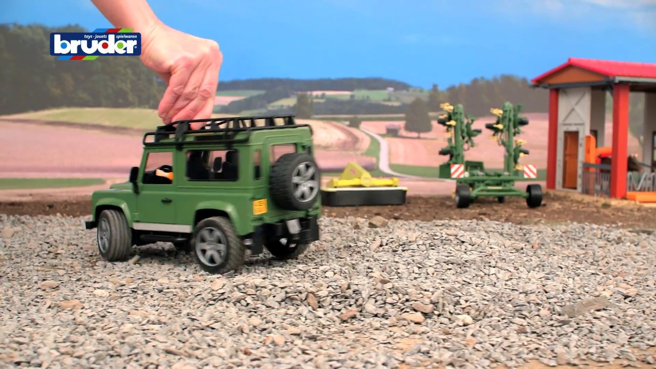 Bruder Toys Land Rover Defender 