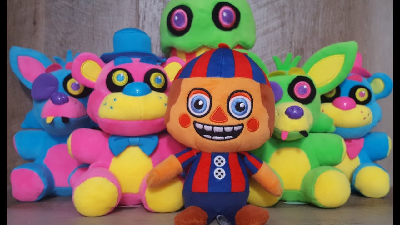 New FNaF Blacklight Plushies + Balloon Boy Series 4 Review