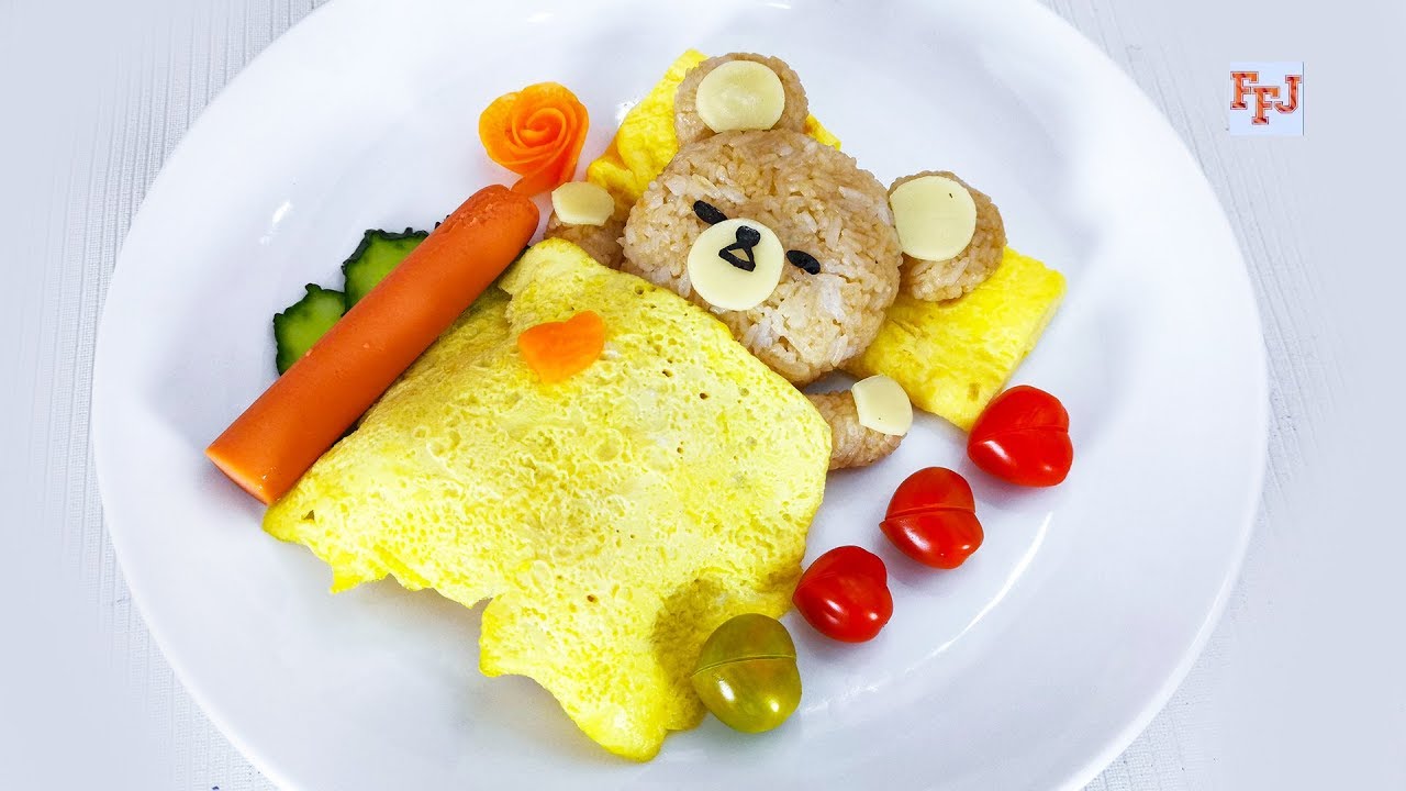 DIY Sleeping Rice Teddy Bear with Omelet Blanket for Breakfast Arrangement