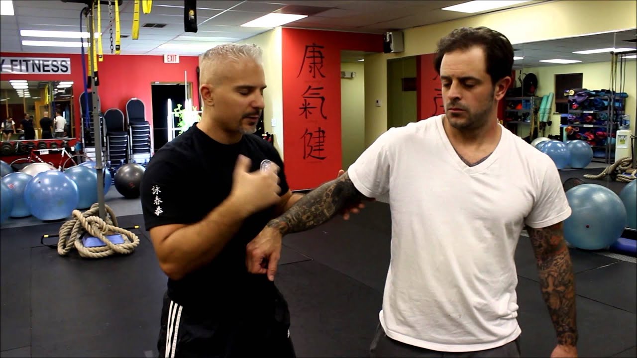 Weapons of Wing Chun  - LAP SAU / JUT SAU